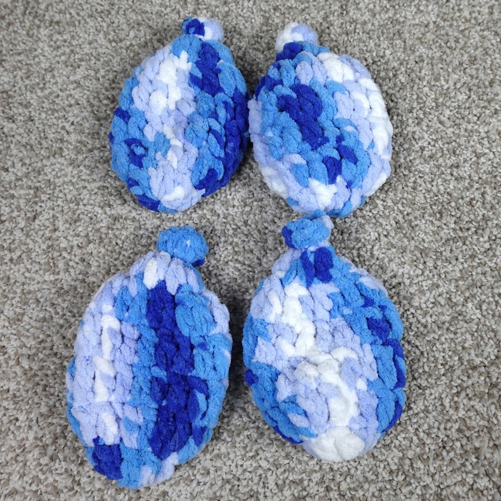 Set‎ of 4 Reusable Crochet Water Balloons Blue White Variegated Chenille Yarn